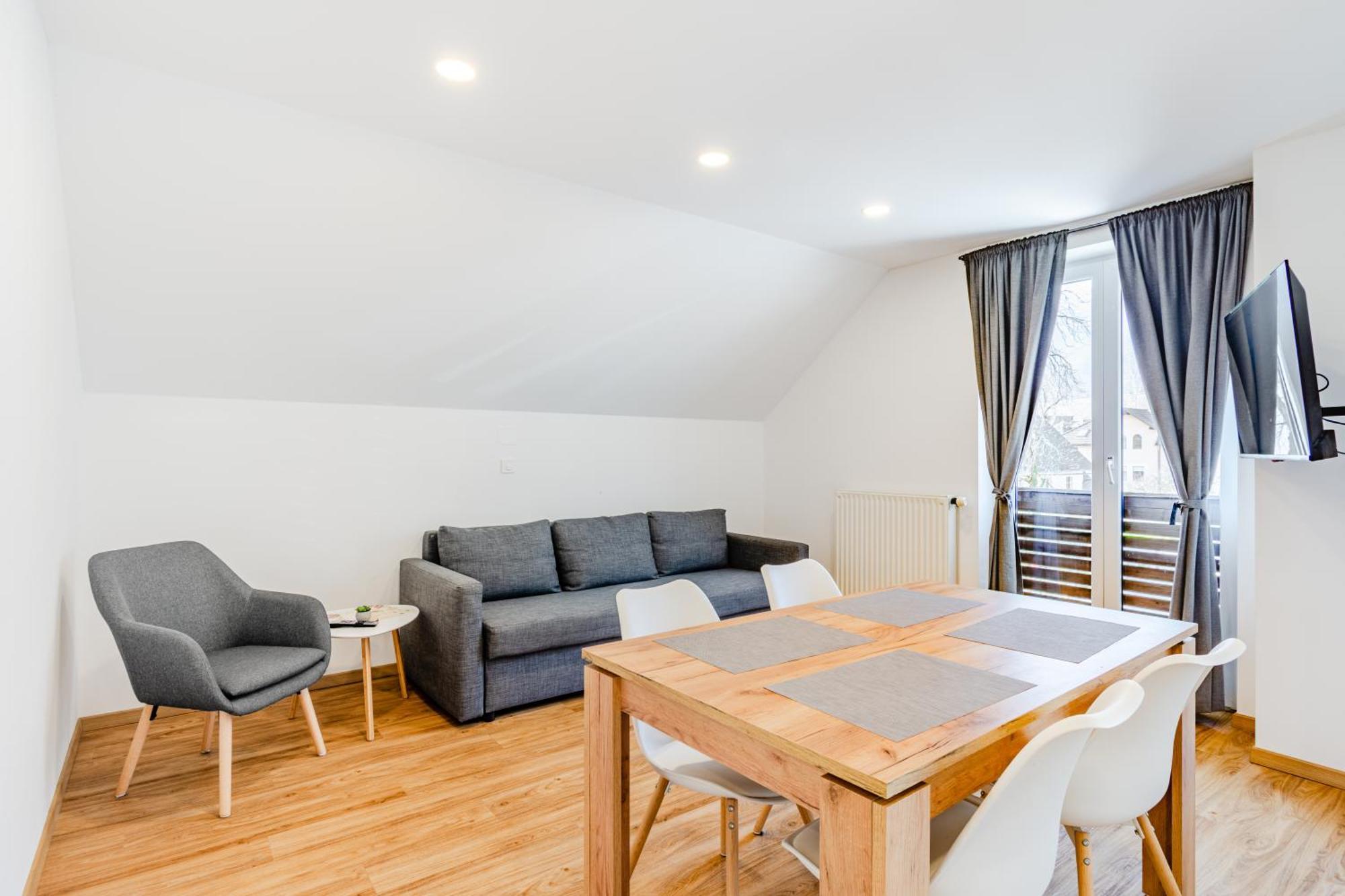 Apartments Skok With Rafting And Free Parking Bovec Quarto foto