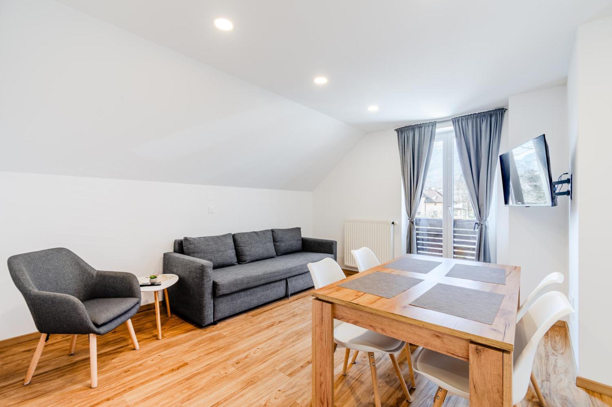 Apartments Skok With Rafting And Free Parking Bovec Exterior foto
